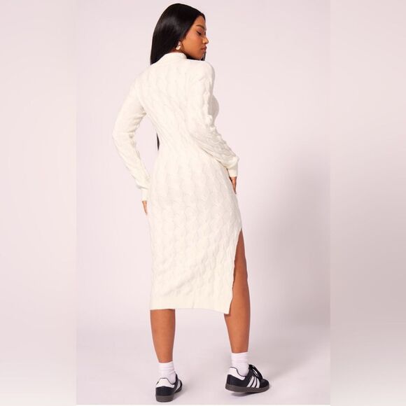 Pretty Little Thing NWT WHITE KNIT MAXI DRESS - small - Picture 3 of 10
